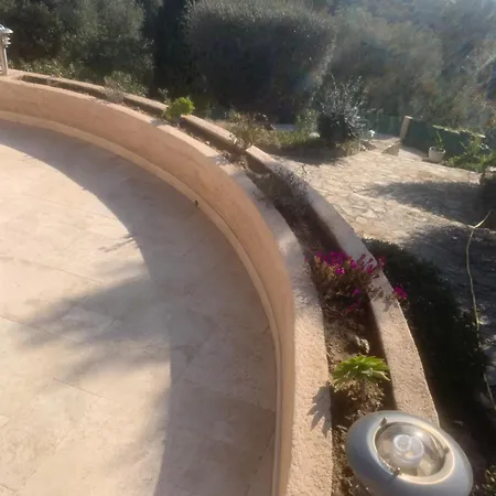 Holiday home La Bergerie